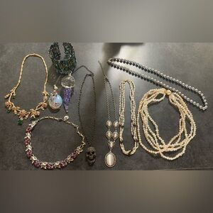 SOLD 29 Jewelry Item Bundle
